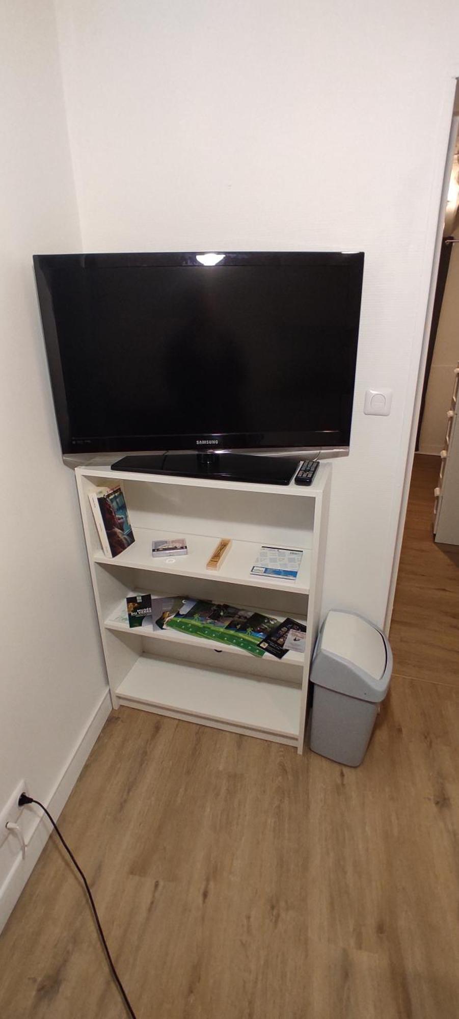 Appartement Cosy Plein Centre Conches-en-Ouche ภายนอก รูปภาพ