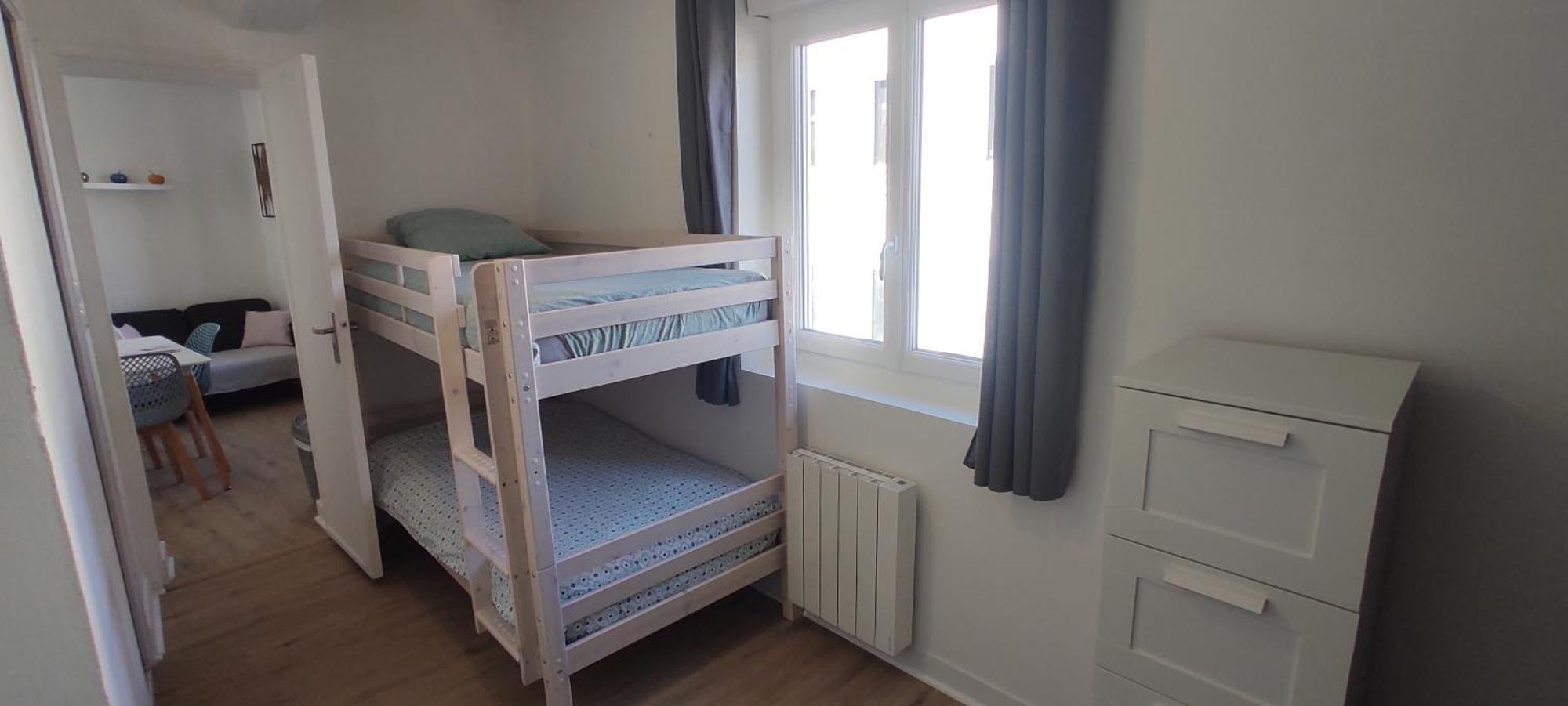 Appartement Cosy Plein Centre Conches-en-Ouche ภายนอก รูปภาพ