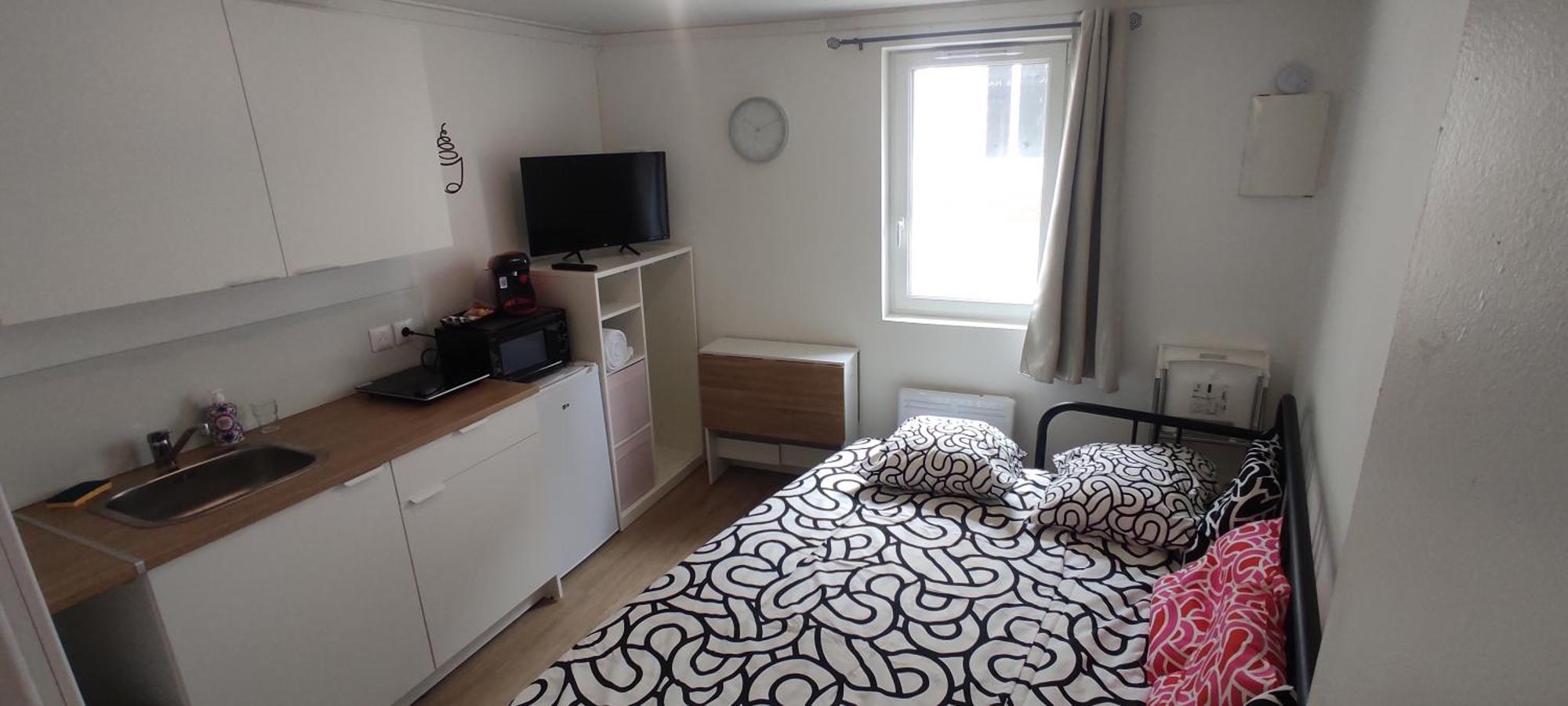 Appartement Cosy Plein Centre Conches-en-Ouche ภายนอก รูปภาพ