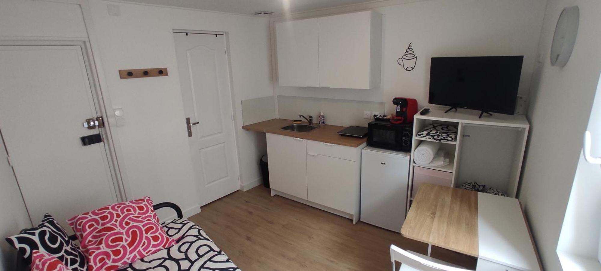 Appartement Cosy Plein Centre Conches-en-Ouche ภายนอก รูปภาพ